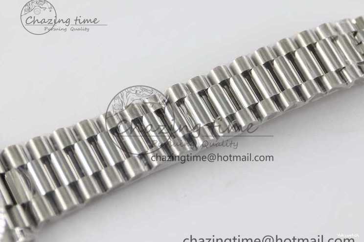 Edition 40mm 904L TWF A2836 SS Ice Date SS on Steel Bracelet Dial 1:1 Day Blue Best 0108